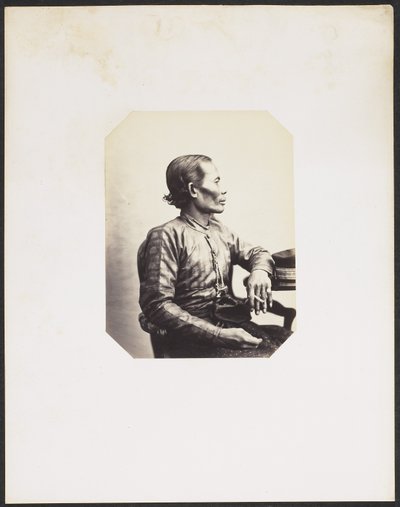 Khounraxassombat, 38 anni da Jacques Philippe and Rousseau Louis  Potteau