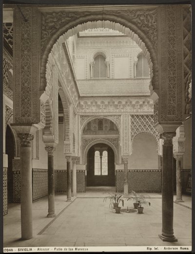 Alcazar, cortile delle bambole da James Anderson
