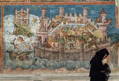 Un affresco raffigura il giorno in cui Costantinopoli cadde in mano agli Ottomani. Bucovina, Romania. da James L Stanfield