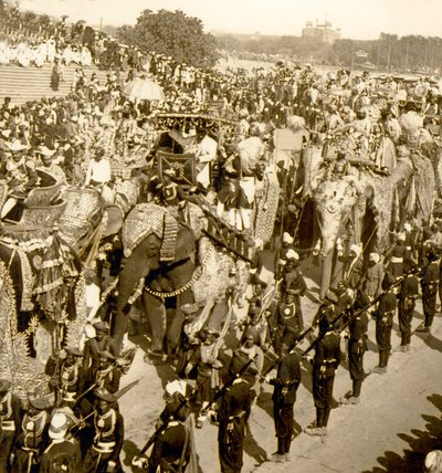 Il grande corteo del Durbar, Delhi, India. 1903 (foto) da James Ricalton