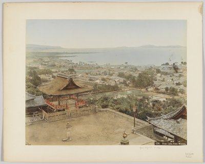 Lago Biwa da Miidera, Giappone, c.1890 (foto b/n colorata a mano) da Japanese Photographer