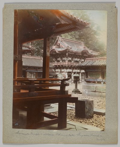 Porta interna al Tōshō-gū, Nikko, Giappone da Japanese Photographer