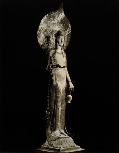 Kudara Kannon, dal 7° secolo, Periodo Asuka, Tempio Horyuji, Giappone, 1950 da Japanese Photographer