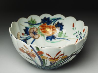 Ciotola con lati scanalati e bordo smerlato, ceramica ko-Imari, c.1770-20 da Japanese School