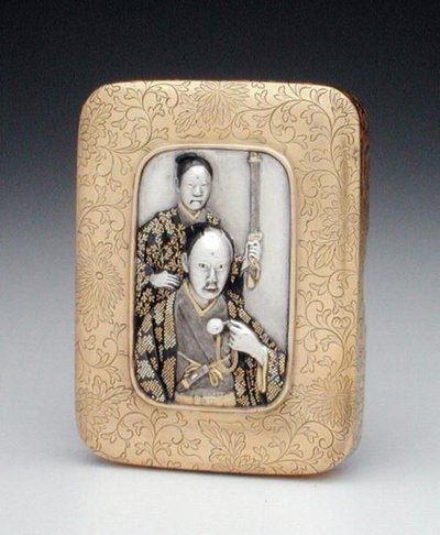 Scatola e coperchio raffiguranti un signore feudale con un attendente da Japanese School
