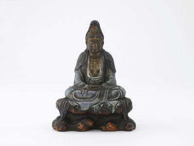 Immagine di Kannon seduto, Kyoto, periodo Edo o era Meiji da Japanese School