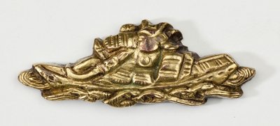Menuki, o ornamento per impugnatura, a forma di samurai da Japanese School