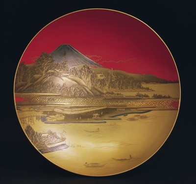 Tazza da sake, raffigurante un paesaggio con barche e un ponte sotto il Monte Fuji, XIX secolo da Japanese School