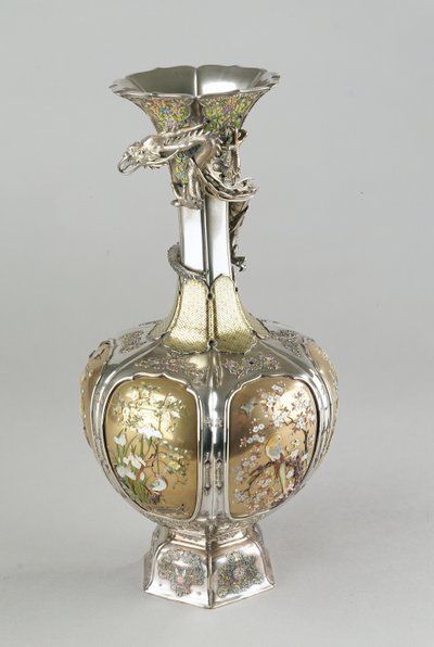 Vaso shibayama in argento, dorato e smaltato, fine XIX secolo da Japanese School