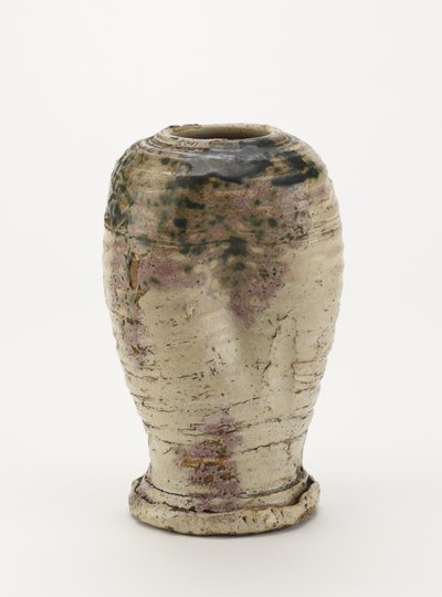 Vaso in stile Oribe, probabilmente Seto ware 1800-80 da Japanese School