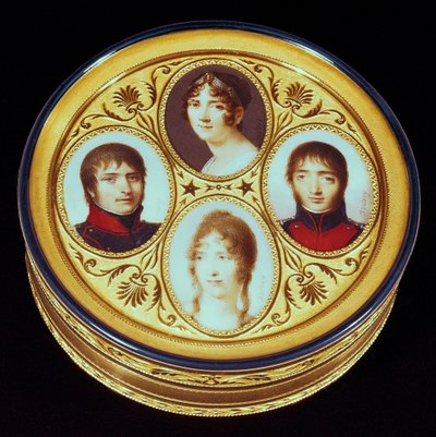 Bonbonniere con ritratti di Eugenio (1781-1824) Ortensia (1783-1837) e Giuseppina Beauharnais (1763-1814) e Luigi Bonaparte (1778-1846) da Jean Baptiste Isabey