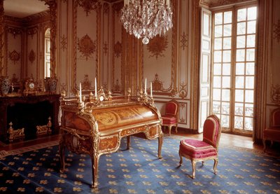 Stile Luigi XV: ufficio con cilindri del gabinetto interno di Luigi XV realizzato da Jean Francois Oeben e Jean Henri Riesener da Jean Francois Oeben