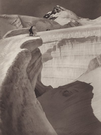 Svizzera: La Jungfrau, Labirinto del Ghiacciaio, il Rottalhorn sullo sfondo da Jean Gaberell
