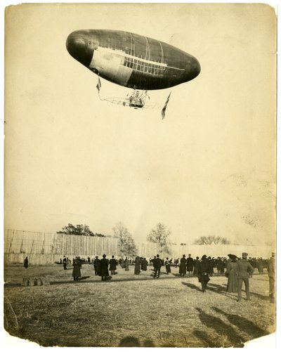 Dirigibile Francois, Esposizione Universale da Jessie Tarbox Beals