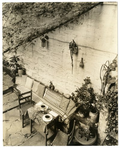 Casa del signor e della signora George Stonehill, Greenwich Village, New York, USA, c.1936-37 da Jessie Tarbox Beals