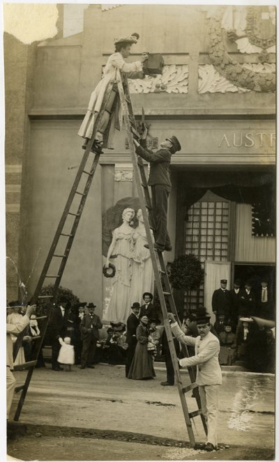 Jessie Tarbox Beals, autoritratto, Fiera Mondiale di St. Louis da Jessie Tarbox Beals