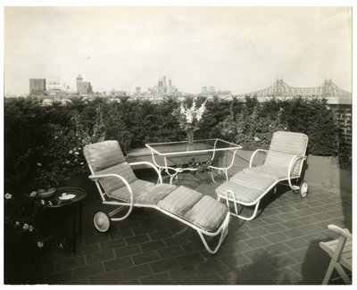 Mrs Alice Woodward Rhinehardt, 400 E 52 St, New York, USA, c.1905-40 da Jessie Tarbox Beals