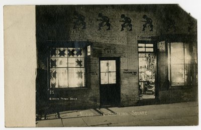 Notte a Sheridan Square, Greenwich Village, New York, USA, c.1918-19 da Jessie Tarbox Beals