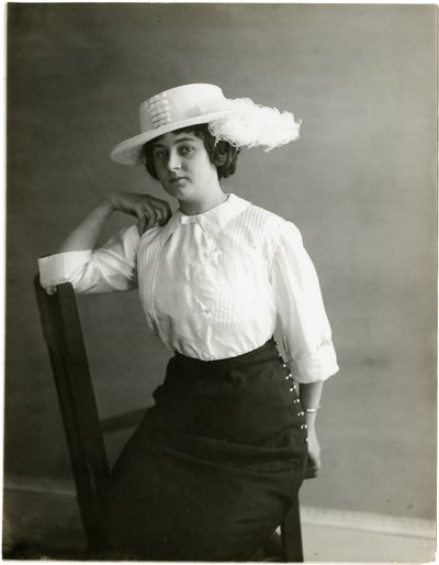 Camicetta di seta bianca, McCreery