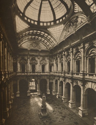 Corte interna con tetto di vetro della Royal Exchange da Joel