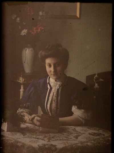 Donna al tavolo da Johannes Hendrikus Antonius Maria Lutz