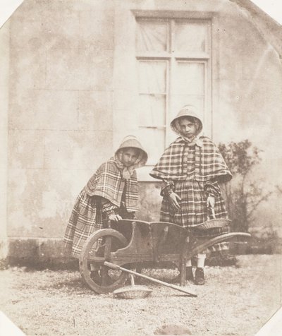 Elinor e Lucy Llewelyn, 1853-56 da John Dillwyn Llewelyn