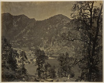 Il nostro albergo, Nynee Tal da John Edward Saché