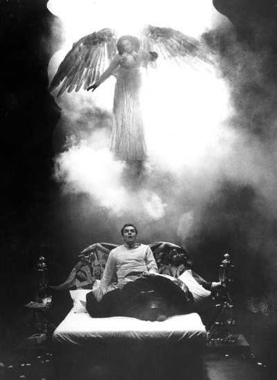 Angeli in America scritto da Tony Kushner da John Haynes