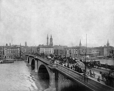 Ponte di Londra costruito nel 1831 sul Tamigi a Londra, c.1900 da John Lawson Stoddard