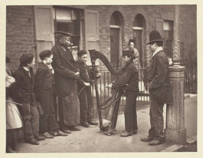 Musicisti di strada italiani da John Thomson