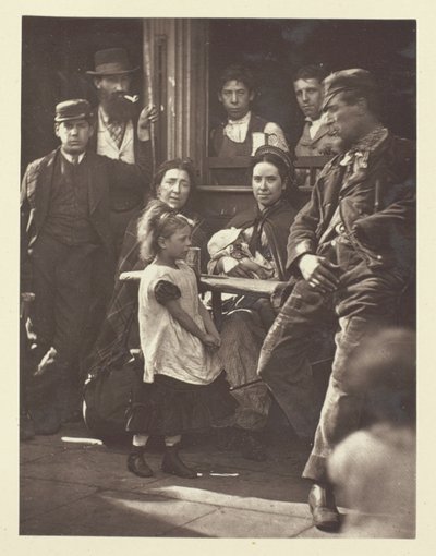 "Hookey Alf," di White Chapel da John Thomson