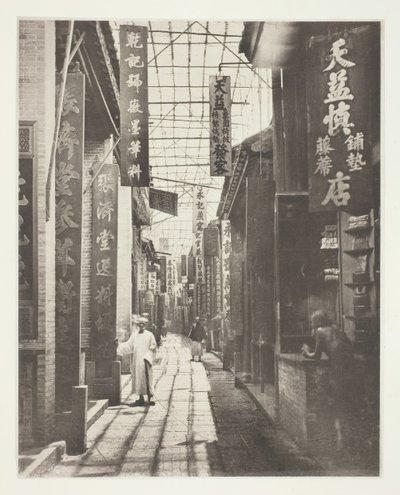 Physic Street, Canton, c. 1868 da John Thomson