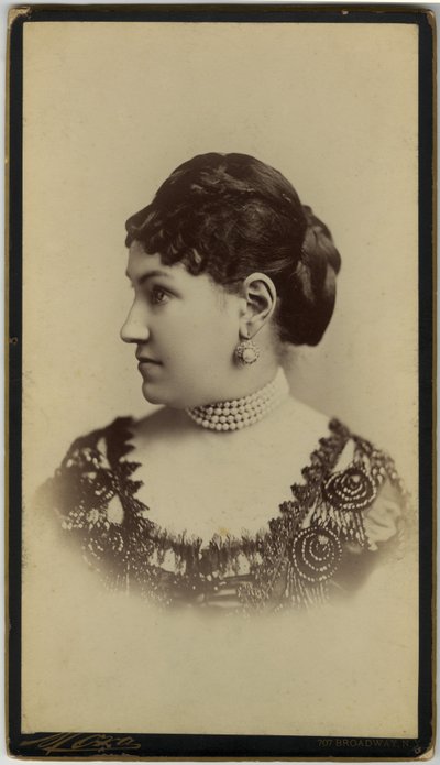 Signora William Astor (stampa seppia) da José Maria Mora