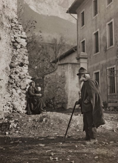 Vecchio su una strada di campagna da Josef Zohles