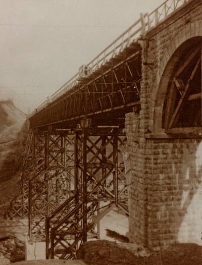 Ponte ricostruito da Josef Zohles