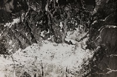Vista aerea della zona di guerra da Josef Zohles