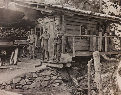 Album "Meine weltkriegs - Erinnerungen South-West Front (Carinzia, Italia, Trentino-Alto Adige) 31/03/1915-12/11/1918 - Josef Zohles Wien": alloggi per ufficiali da Josef Zohles
