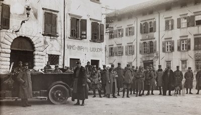 Album "Meine weltkriegs - Erinnerungen Front Sud-Ovest (Carinzia, Italia, Trentino-Alto Adige) 31/03/1915-12/11/1918 - Josef Zohles Wien": soldati a Tolmezzo da Josef Zohles