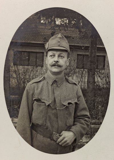 Album "Meine weltkriegs - Erinnerungen South-West Front (Carinzia, Italia, Trentino-Alto Adige) 31/03/1915-12/11/1918 - Josef Zohles Wien": ritratto di soldato (foto b/n) da Josef Zohles