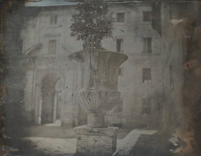 Vaso, Santa Cecilia in Trastevere, Roma, 1842 da Joseph Philibert Girault De Prangey