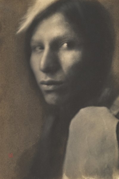 Un capo Sioux [Philip Standing Soldier] da Joseph Turner Keiley