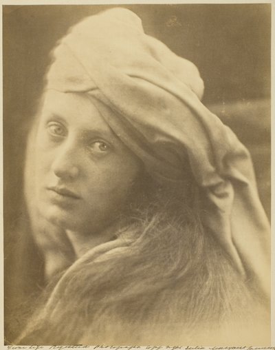 Uno studio di Beatrice Cenci da Julia Margaret Cameron