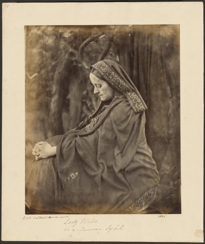 Lady Elcho come una Sibilla cumeana da Julia Margaret Cameron