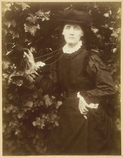 Mrs. Herbert Duckworth ("She Walks in Beauty") da Julia Margaret Cameron