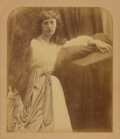Studio pre - raffaellita da Julia Margaret Cameron