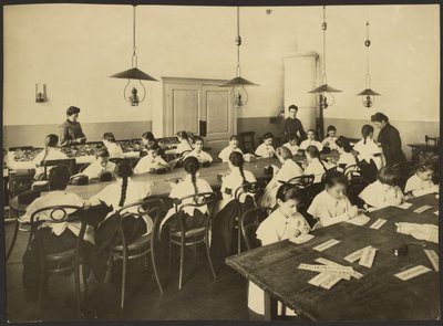 Lezione di ricamo da Karl Karlovitz Bulla