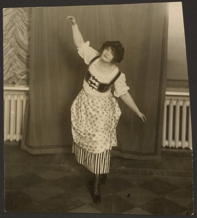 La signora Vera Gartang nel balletto "Music Box". da Karl Karlovitz Bulla