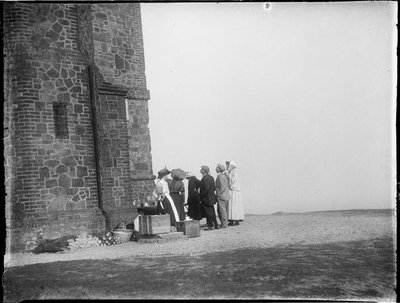 Leith Hill Tower, Leith Hill, Wotton, Mole Valley, Surrey, 25/05/1912 da Katherine Jean Macfee