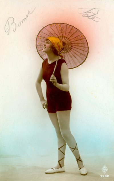 Donne in costume da bagno, c. primi 1900 (cartolina) da Alec Hunter