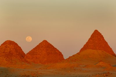 Piramide di Aspelta, Faraoni Neri, Nubiani, Sudan, Nuri, vicino alla 4ª Cataratta, XXV dinastia, 2007 (foto) da Kenneth Garrett